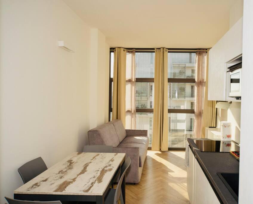 Sky View - Porta Nuova - Appartamento 4 Milano Dış mekan fotoğraf